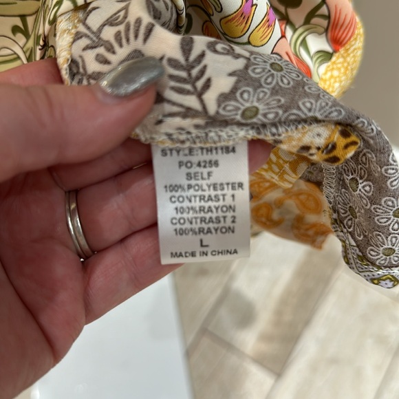 Gigio Dolman Sleeve Top - Picture 5 of 5